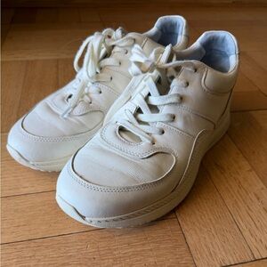 Everlane Off-White Chunky Leather Low-Top Sneakers